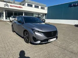 Grau Gebraucht 2024 Peugeot 308 GT Limousine | 23.990 € (Guter Preis)