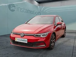Rot Gebraucht 2023 VW Golf VIII Style Limousine | 28.130 € (Fairer Preis)