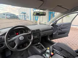 Schwarz Gebraucht 2004 VW Passat Kombi | 4.000 € (Teuer)