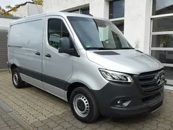 Lackfarb iridiumsilber mb 9775 Gebraucht 2019 Mercedes Sprinter Van | 21.990 € (Guter Preis)