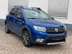 Blau Gebraucht 2020 Dacia Sandero Stepway Kleinwagen | 9.900 € (Guter Preis)