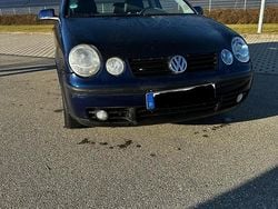 Blau Gebraucht 2003 VW Polo Kleinwagen | 1.850 € (Teuer)
