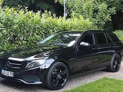 Schwarz Gebraucht 2017 Mercedes E220 Avantgarde Kombi | 19.980 € (Etwas zu teuer)