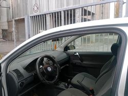 Silber Gebraucht 2003 VW Polo Kleinwagen | 750 €