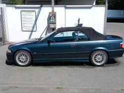 Grün Gebraucht 1997 BMW 320 Cabriolet Cabrio | 7.500 € (Fairer Preis)