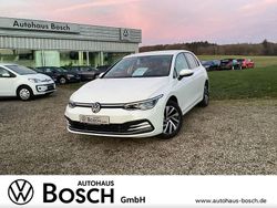 Pure white Gebraucht 2022 VW Golf VIII Style Limousine | 19.750 € (Guter Preis)