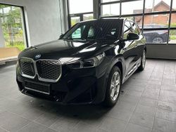 Schwarz Gebraucht 2023 BMW iX1 M Sport SUV | 39.950 € (Guter Preis)