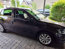 Schwarz Gebraucht 2015 VW Golf VII Comfortline Limousine | 9.950 € (Guter Preis)