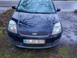 Schwarz Gebraucht 2006 Ford Fiesta Fun X Kleinwagen | 750 € (Guter Preis)