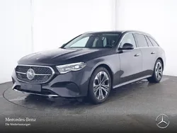 Grau Gebraucht 2024 Mercedes E300 Avantgarde Kombi | 51.990 € (Fairer Preis)