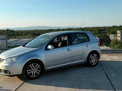 VW Golf V