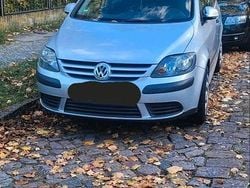 Grau Gebraucht 2005 VW Golf Plus Cross Van / Kleinbus | 2.500 € (Fairer Preis)