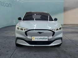 Weiß Neu 2024 Ford Mustang Mach-E SUV | 51.549 € (Fairer Preis)
