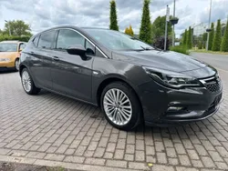 Grau Gebraucht 2016 Opel Astra Innovation Limousine | 9.500 € (Fairer Preis)