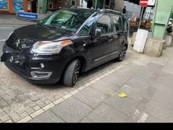 Schwarz Gebraucht 2010 Citroën C3 Picasso Exclusive Van / Kleinbus | 6.900 €