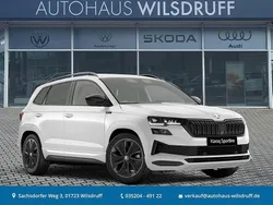 Graphitegrau metallic Neu 2025 Skoda Karoq SportLine SUV | 35.780 € (Fairer Preis)