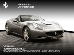 Grau Gebraucht 2011 Ferrari California | 129.900 €