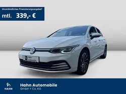 Pure white Gebraucht 2022 VW Golf VIII Style Limousine | 20.760 € (Superpreis)