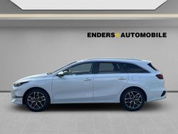 Weiss Neu 2025 Kia Ceed Sportswagon Vision Kombi | 26.690 € (Fairer Preis)