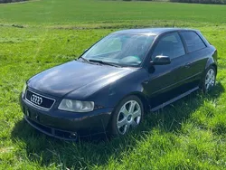 Schwarz Gebraucht 2001 Audi S3 Sport Limousine | 4.000 €