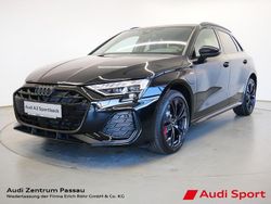 Mythosschwarz metallic Gebraucht 2025 Audi A3 Sportback e-tron S-Line Limousine | 50.350 €
