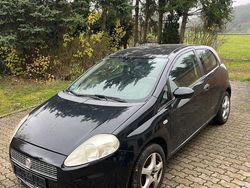 Schwarz Gebraucht 2009 Fiat Punto Limousine | 1.000 € (Superpreis)