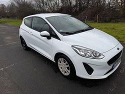 Weiß Gebraucht 2018 Ford Fiesta Cool & Connect Kleinwagen | 5.750 € (Fairer Preis)
