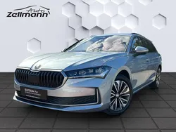 Rot Gebraucht 2024 Skoda Superb Selection Kombi | 36.820 € (Fairer Preis)