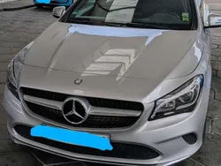 Silber Gebraucht 2017 Mercedes CLA200 Shooting Brake Kombi | 18.900 € (Superpreis)