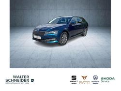 Lavablau metallic Gebraucht 2022 Skoda Superb Style Kombi | 27.450 € (Fairer Preis)