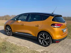 Gold Gebraucht 2017 Renault Scénic IV Bose Edition Van / Kleinbus | 11.499 € (Guter Preis)