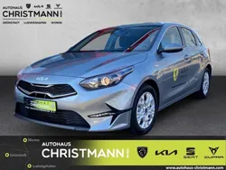 (css) lunar silver m Gebraucht 2025 Kia Ceed Vision Limousine | 22.990 € (Fairer Preis)