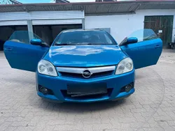 Blau Gebraucht 2006 Opel Tigra Cabrio | 1.200 €