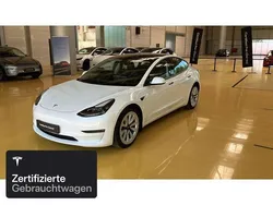 Pearl white multicoat Gebraucht 2021 Tesla Model 3 Long Range AWD Limousine | 26.900 € (Fairer Preis)