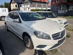 Weiß Gebraucht 2014 Mercedes A180 Limousine | 6.490 € (Superpreis)