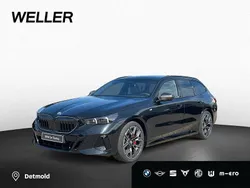 Brooklyn grau (grau) Gebraucht 2025 BMW 540 M Sport Kombi | 86.490 €