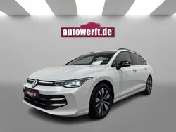 Weiss Gebraucht 2024 VW Golf VIII Goal Kombi | 29.990 €