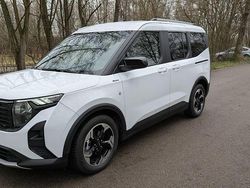 Weiß Gebraucht 2025 Ford Tourneo Courier Active Van / Kleinbus | 22.700 € (Fairer Preis)