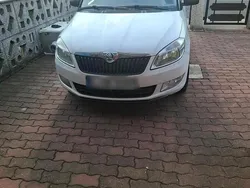 Weiß Gebraucht 2015 Skoda Roomster Abholung | 3.950 € (Teuer)