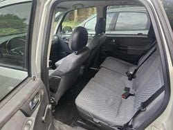 Gebraucht 2004 Opel Meriva Essentia Van / Kleinbus | 1.150 € (Fairer Preis)