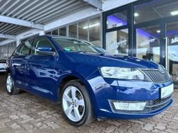 Blau Gebraucht 2017 Skoda Rapid Kombi | 8.990 € (Fairer Preis)