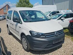 Weiß Gebraucht 2017 VW Caddy Van / Kleinbus | 8.160 € (Guter Preis)