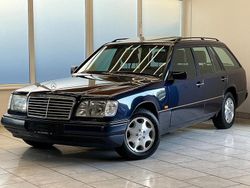 Blau Gebraucht 1995 Mercedes E320 Kombi | 27.900 €