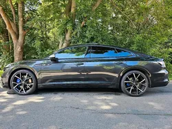 Grau Gebraucht 2021 VW Arteon R Limousine | 39.499 € (Teuer)
