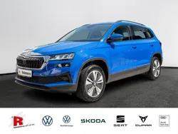 Blau Gebraucht 2022 Skoda Karoq Ambition SUV | 26.990 € (Guter Preis)