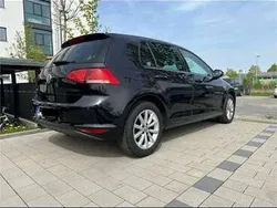 Schwarz Gebraucht 2015 VW Golf VII Kleinwagen | 12.000 € (Etwas zu teuer)