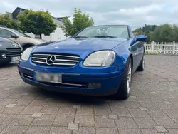 Blau Gebraucht 1999 Mercedes SLK230 Cabrio | 5.000 €