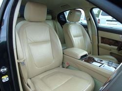 Grün Gebraucht 2010 Jaguar XF Luxury Limousine | 6.499 € (Fairer Preis)