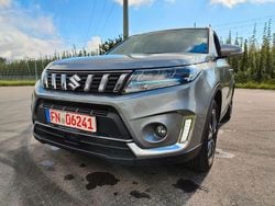 Grau Gebraucht 2020 Suzuki Vitara Comfort+ SUV | 16.990 € (Fairer Preis)