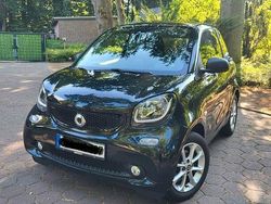 Schwarz Gebraucht 2017 Smart ForTwo Coupé Passion Kleinwagen | 7.999 € (Guter Preis)